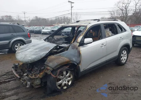 2012 Kia Sorento Lx z USA, uszkodzony, nr VIN 5XYKTDA66CG267734